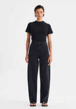 Load image into Gallery viewer, Odessa Tee | Black