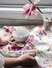 Load image into Gallery viewer, Wildflowers 100% Linen Tea Towel
