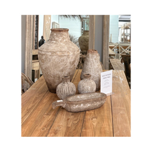 Load image into Gallery viewer, Fondo Vase | Dirty Chalk
