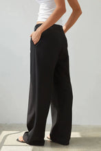 Load image into Gallery viewer, Nelly Pleated Trousers | Black